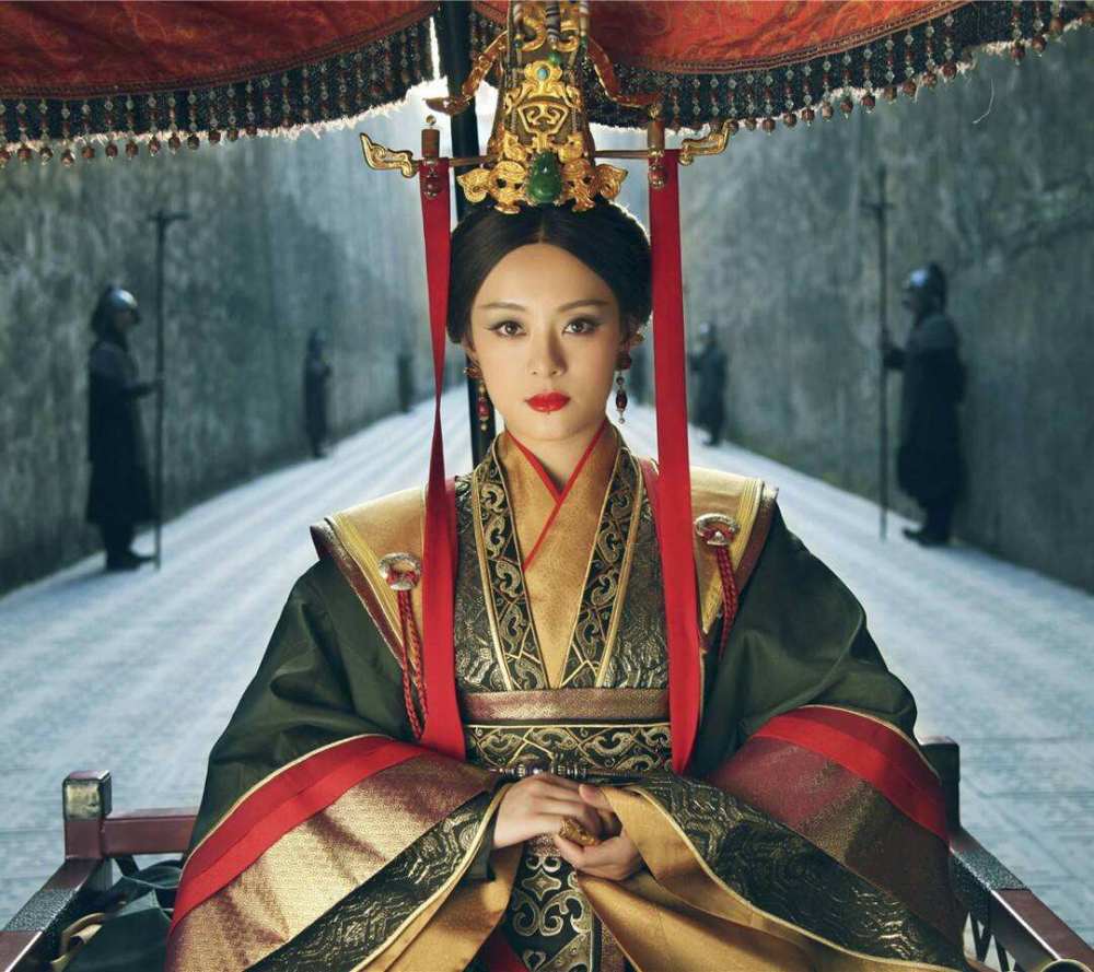 秦始皇的高祖母芈月嫁到秦国后 为何为秦国呕心沥血 还不惜和母国为敌呢 腾讯新闻