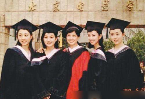 同是崔新琴的学生,翟天临太得瑟摊上事,赵薇听