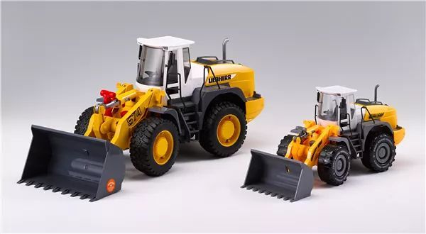 二等奖:liebherr 挖掘机玩具