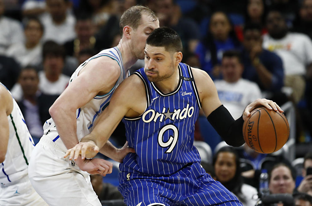 腾讯体育2月15日讯 夏洛特黄蜂队客场挑战奥兰多魔术队,魔术队延续