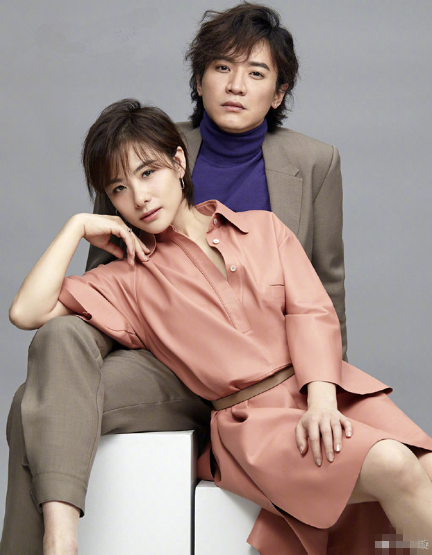 今日(2月15日),演员刘璇也在微博晒出一组与老公王弢一起拍摄的时尚