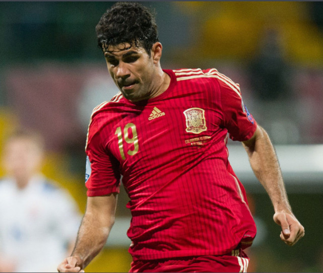迭戈科斯塔出生于巴西,代表西班牙出战.