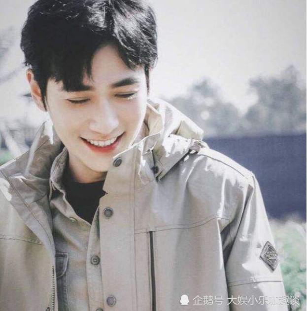 朱一龙去年唱的歌又在抖音大火,看了其中的歌