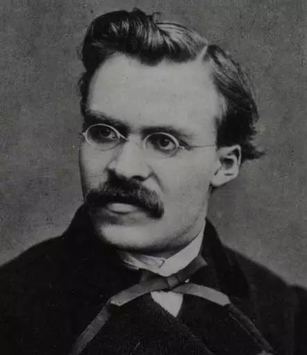 当你远远凝视深渊时,深渊也在凝视你|弗里德里希·威廉·尼采|哲学