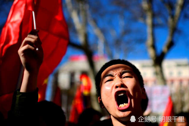 西班牙银行私自冻结中国人账户遭抗议,终于道