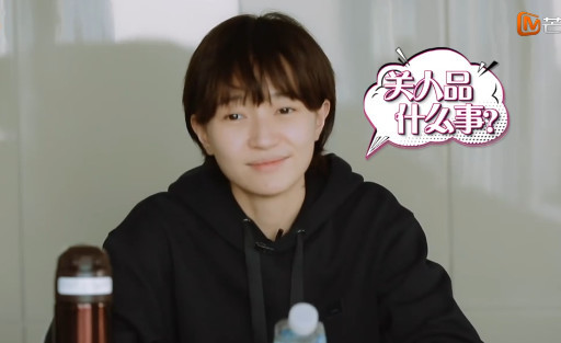 焦俊艳素颜上节目,父女俩针锋相对,爸爸怀疑女