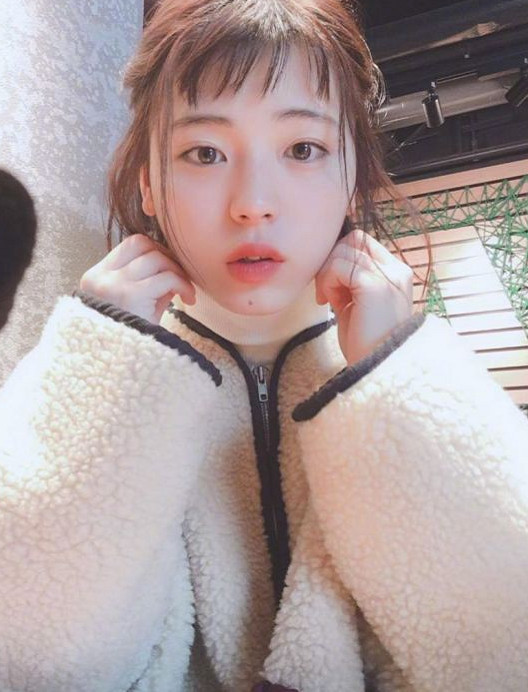 一个国家有一个女装大佬,韩国金希澈,日本井手上漠,中国有她!