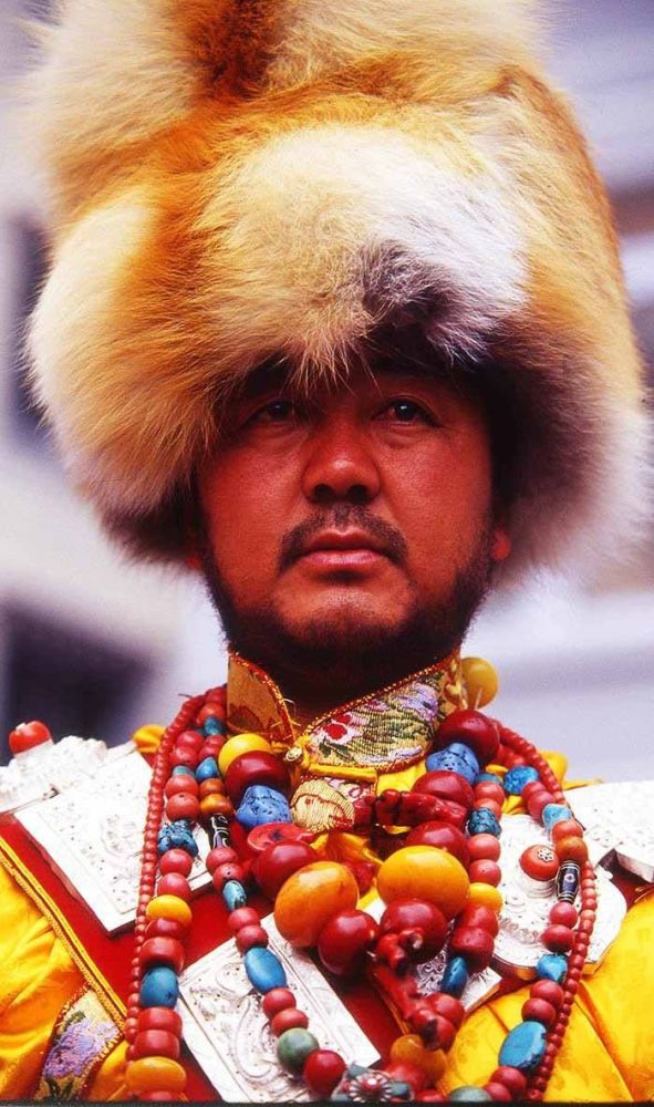 为什么藏人的帽子这么西部片_腾讯新闻