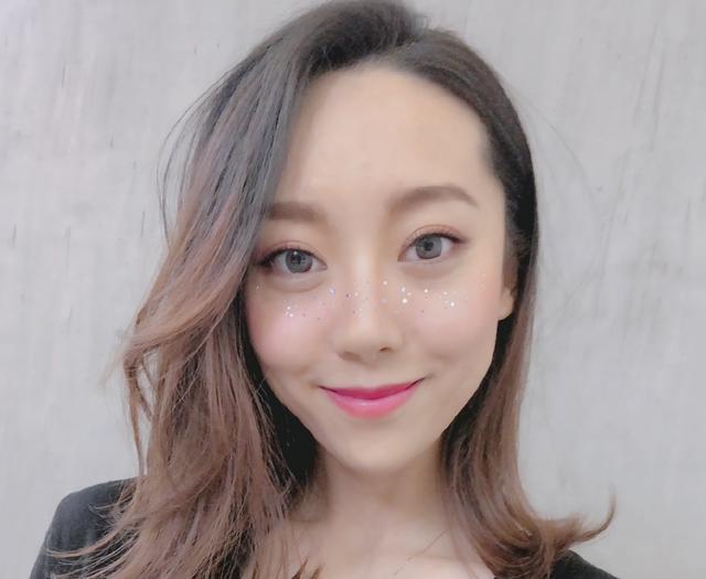 北漂楷模,她演小品被宋丹丹收徒,跑龙套被星爷