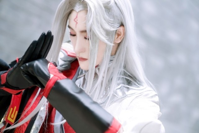 王者荣耀明世隐cosplay正片真人比游戏更帅