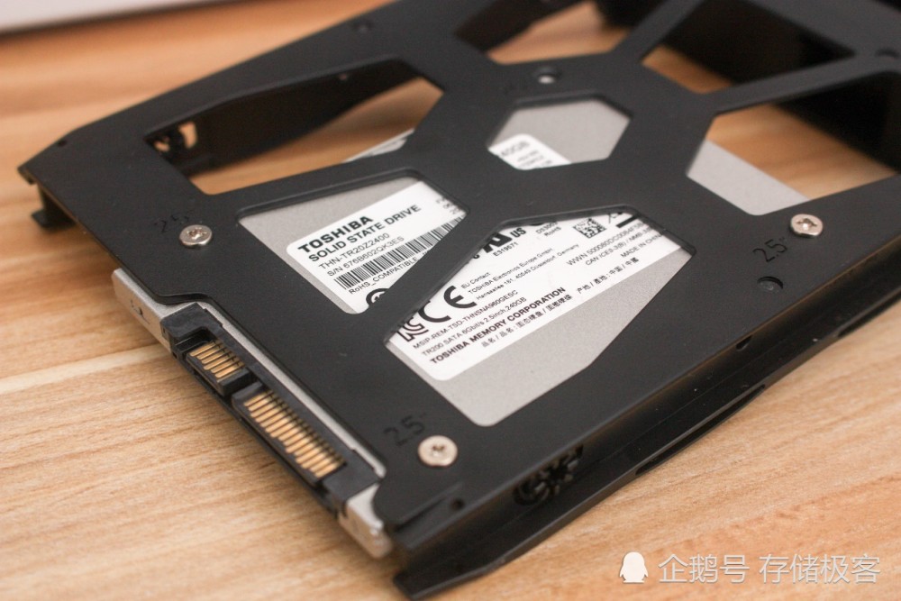 100元体验纯正万兆网络:需要安装固态硬盘