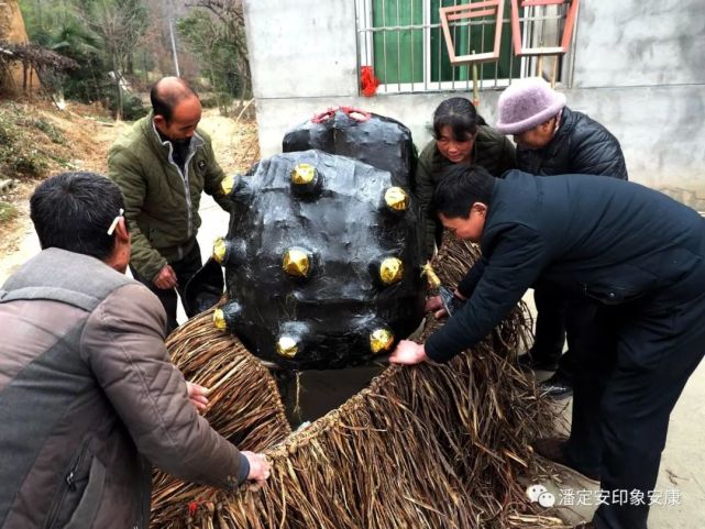 蜀河古鎮元宵節非遺火獅子原始美凸顯漢江情愫