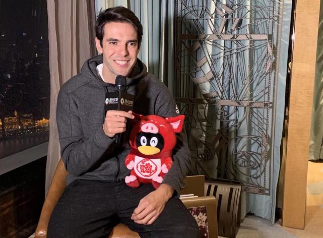 专访卡卡:武磊在西甲要研究比赛细节 击败强敌