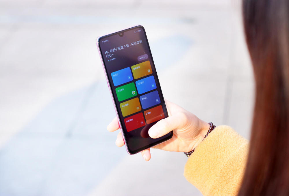 真香!青春版小米9SE,首发骁龙712