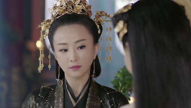 当丁敏君来到《扶摇》扮演凤璇,5个华丽造型分分钟扮出女王范