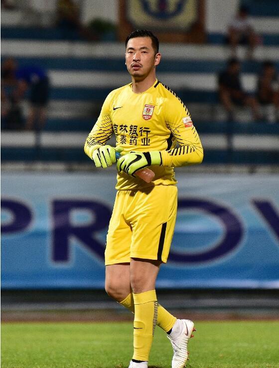 石笑天确认转会亚泰 前国门被封杀1年曾险加