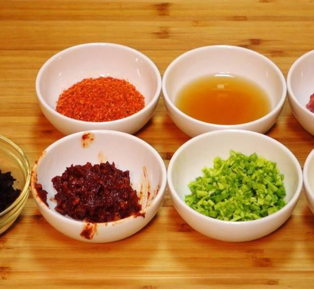 家常麻婆豆腐,吃起来特别好吃,毕竟下饭一绝的菜肴