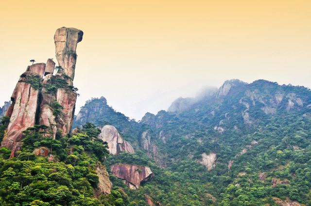 江西四大名山，三清山仅排第3，网友:最后一个天下第一山!