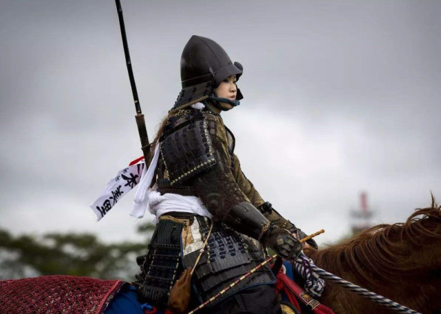 日本武士的反面教材,为了蹴鞠断送家业?历史并非如此简单!