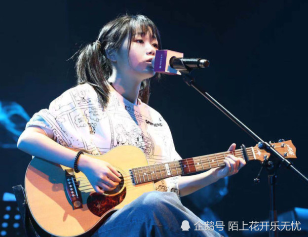 花粥的《出山》还没听腻,新歌就上线了,05后忙