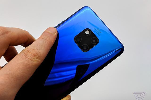 买三星S10还是华为Mate 20 Pro?对比一下就明