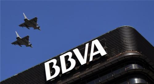 歧视还是封锁? 西班牙又一银行大规模冻结华人