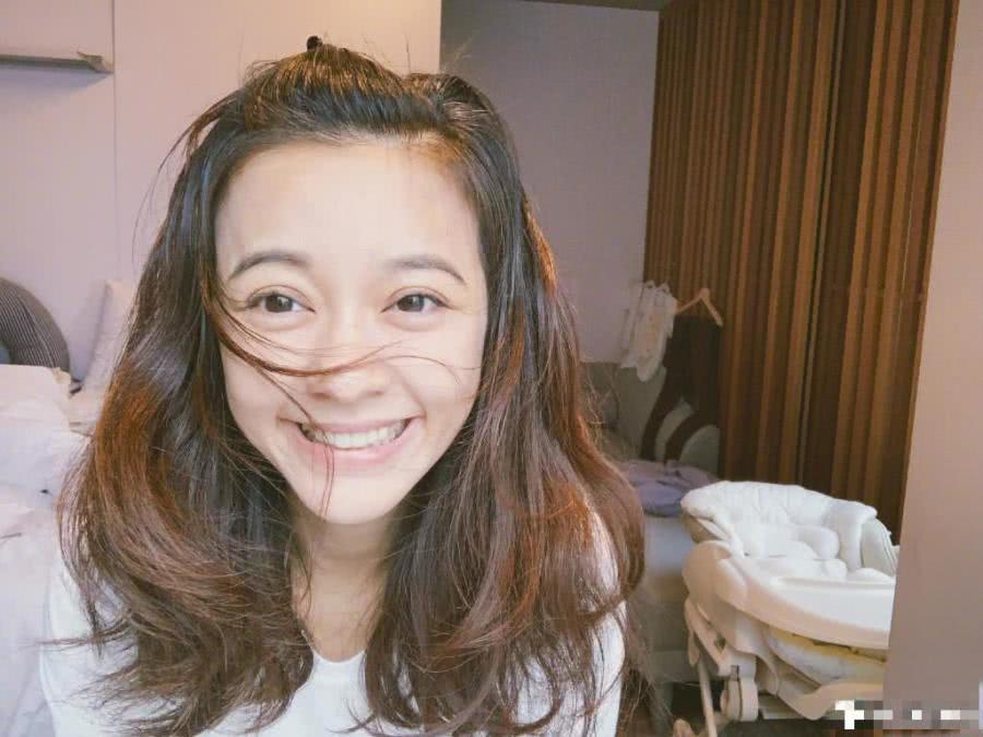 新手妈妈陈意涵产子后晒奶洒照,感慨:养儿方知父母恩啊!