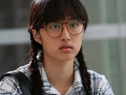 凭借出演《丑女无敌》走红,26岁因病去世,朱一龙发微博悼念