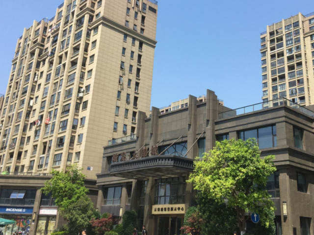 为什么有的楼盘3秒售罄,还要打广告卖房子?买房套路深!