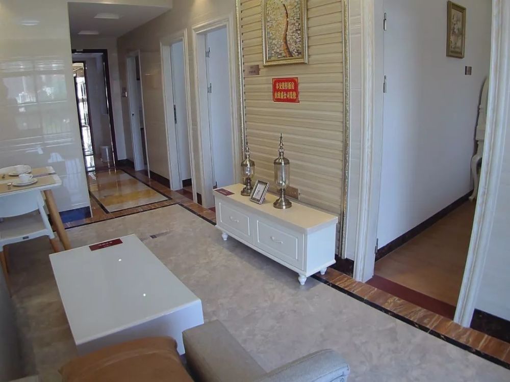 深圳男子0万买30平房子 女友闺蜜 这么小面积怎么住人 腾讯新闻