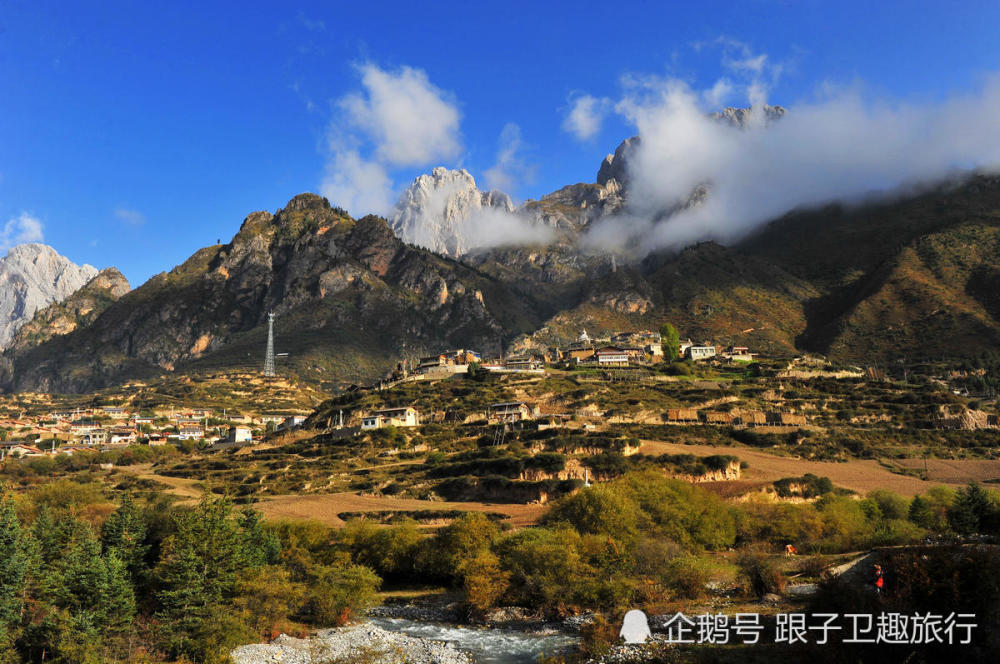 甘肅這個縣有秦嶺,岷山,迭山貫穿境內,被稱為是山神摁開的地方