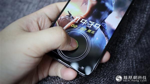 小米9尊享版 战斗天使露背杀;三星S10 7分钟订