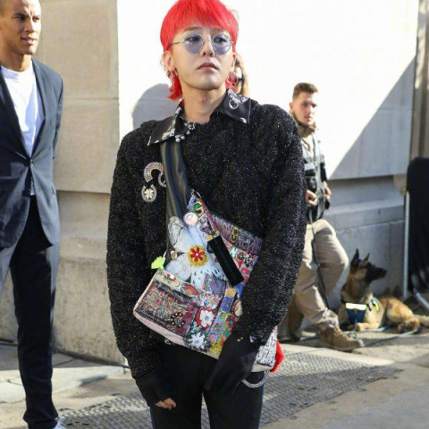 不要跟风买aj了,权志龙这双"魔鬼鞋"才最流行,网友:别断货