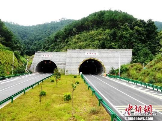 柳州-平南-岑溪高速公路(平南至岑溪段),将途经岑溪市三堡,糯垌,诚谏