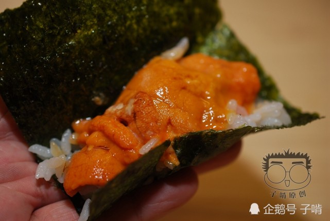 高档日料店一个手握600元 满满的海胆看着就要流口水|海胆|日料|海苔