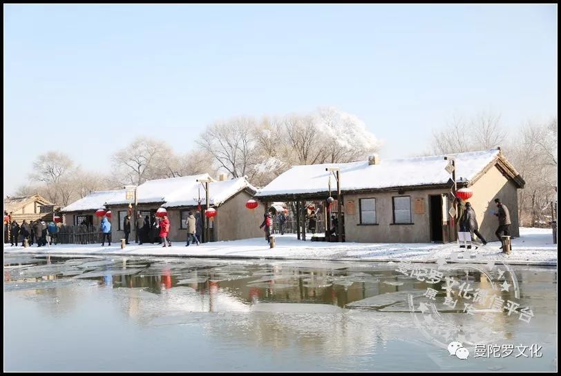 吉林市龙潭区乌拉街镇韩屯村雾凇岛关东满族风情街上的幌子(2018年12