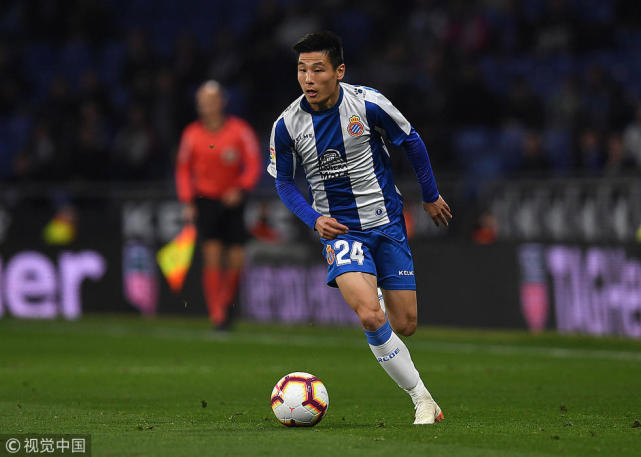 直击-武磊离进球就差个门柱 前国奥队友现场助