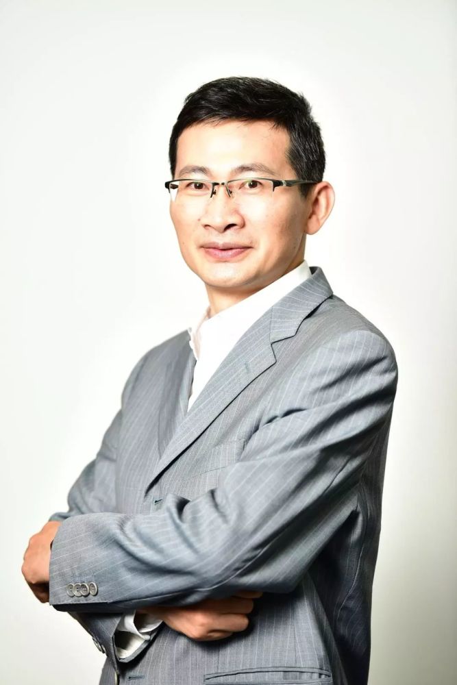 "黑天鹅"漫天飞舞,这7条人生灼见,你越早知道越好