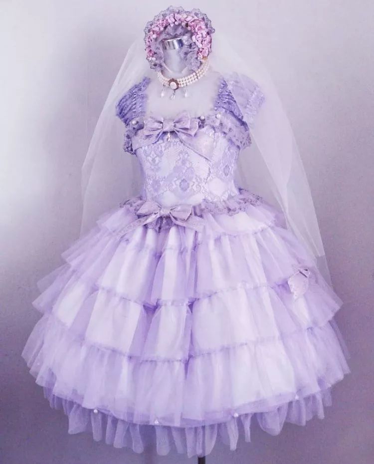 灵魂拷问:胖女孩真的不适合穿洛丽塔洋装吗?