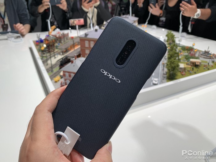 OPPO 10倍混合光学变焦真机体验 改变手机变