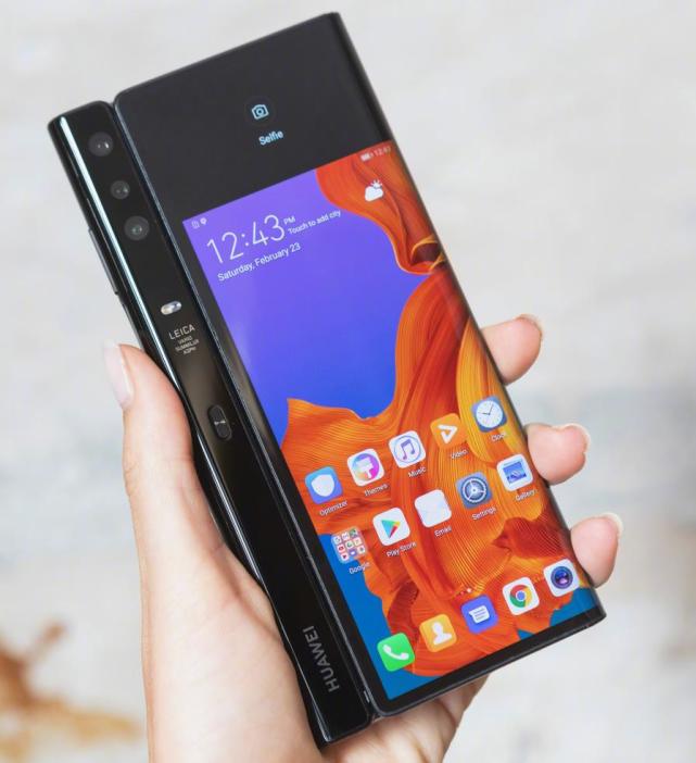 华为折叠屏Mate X国内年中开卖 绝非概念机或