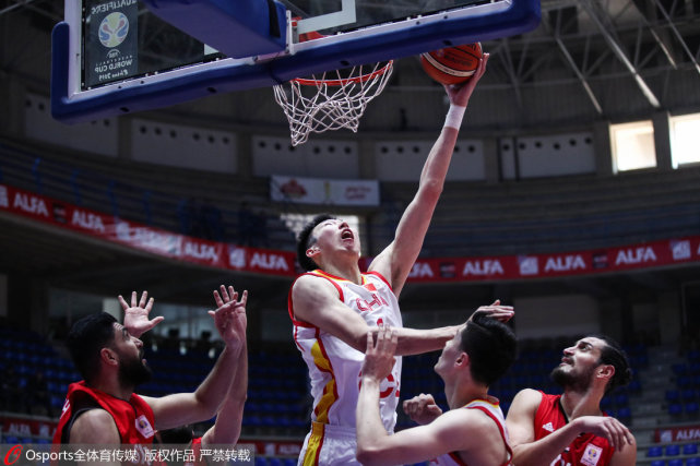 一文回顾男篮世预赛征程:周琦小丁封神 赵睿阿