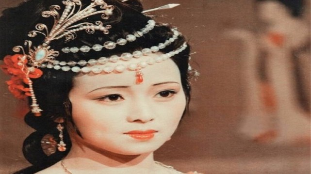 而是弥天真相|贾珍|贾蓉|红楼梦|曹翁|宁国府|秦可卿