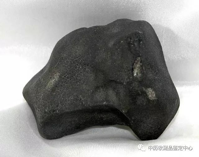 陨石坑|当巨大陨石撞击地球……