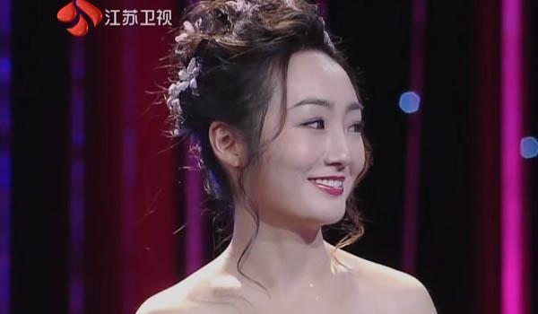 新相亲大会女生比男生优秀压力大吴尔翘用面巾纸情书搞定