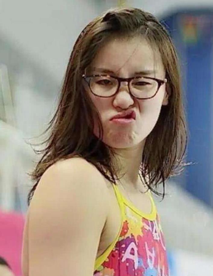 身高180的傅园慧脚有多大?鞋码曝光很意外,网友:不成正比!