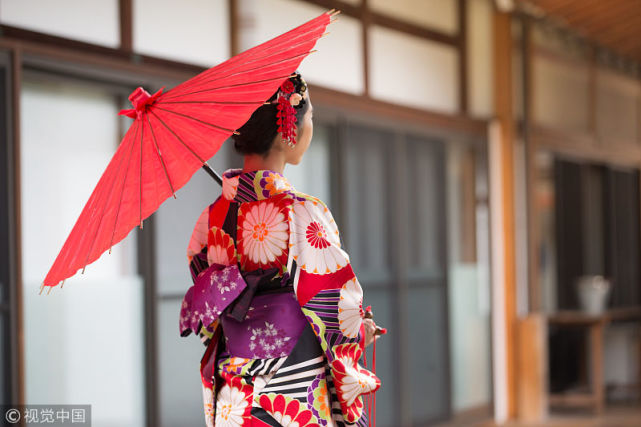 廈門一女子穿和服做核酸檢測引爭議志願者的勸阻到底有沒有道理