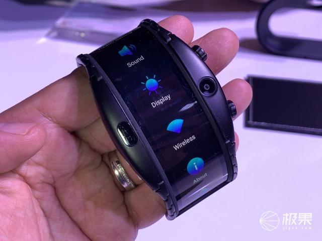 努比亚alpha真机上手:首款可穿戴柔性手机,体验到底咋样?