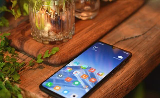 小米9今天正式开售,雷军还能被骂耍猴吗?检验