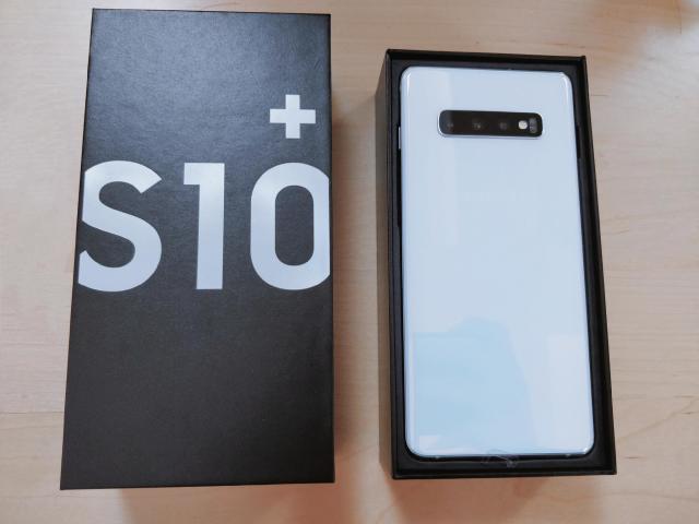 三星S10+皓玉白首发开箱测评:又一次颠覆我对